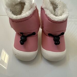 Baby/Toddler Pink Fleece-Lined Snow Boots with Easy Toggle Closure